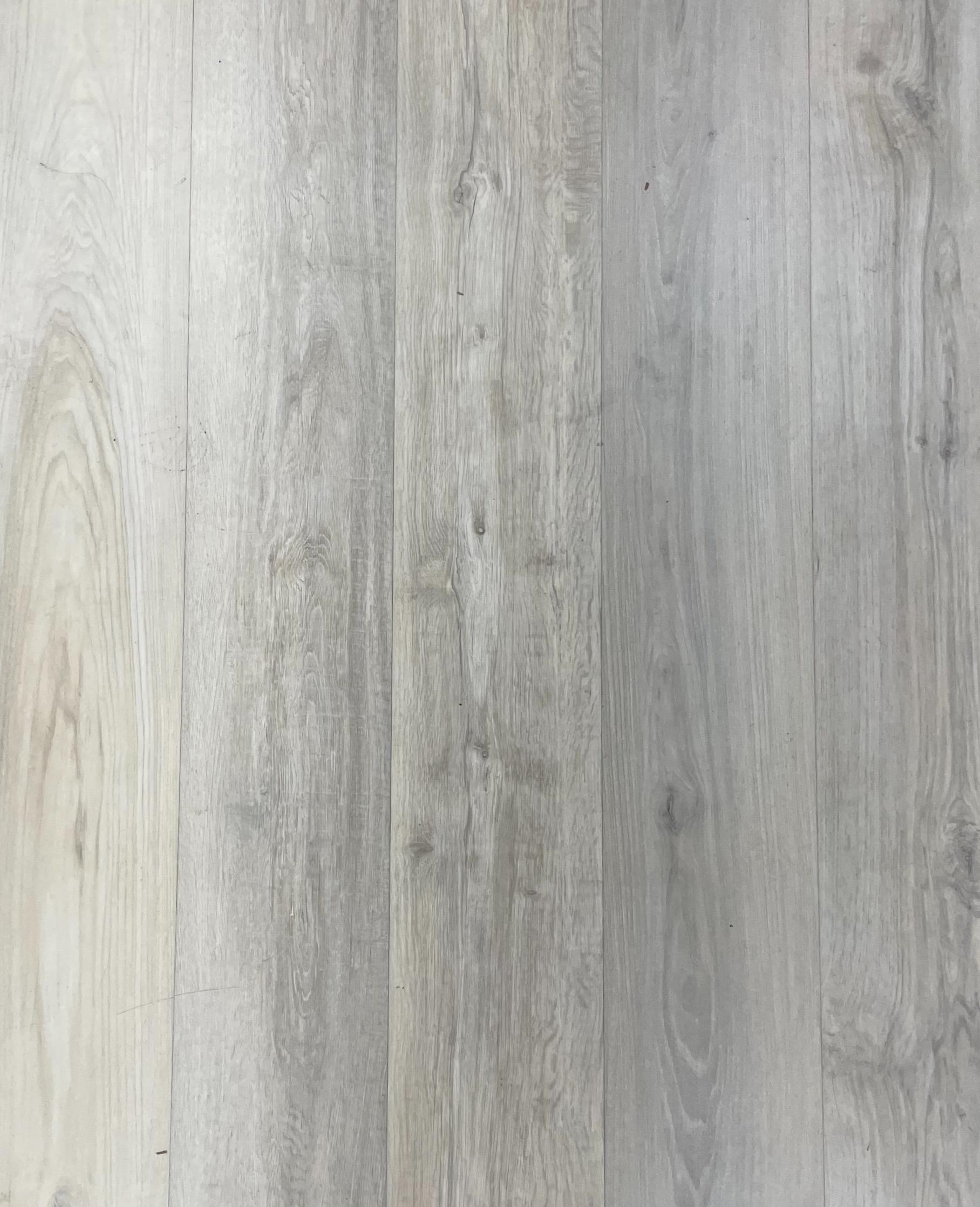 #307 Casino Collection LVP color sample