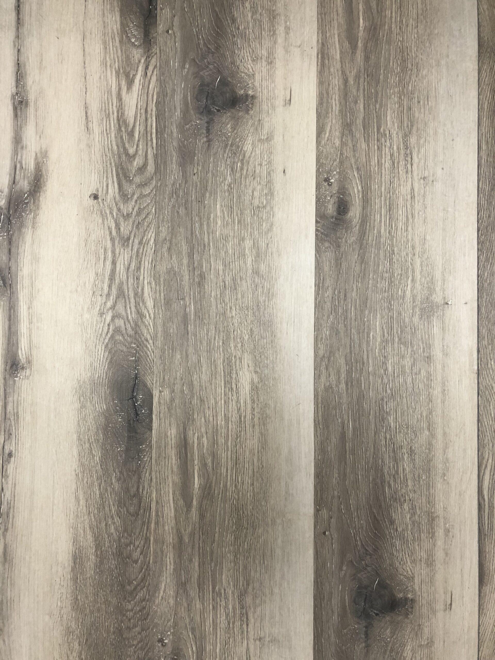 #326 Casino Collection LVP color sample