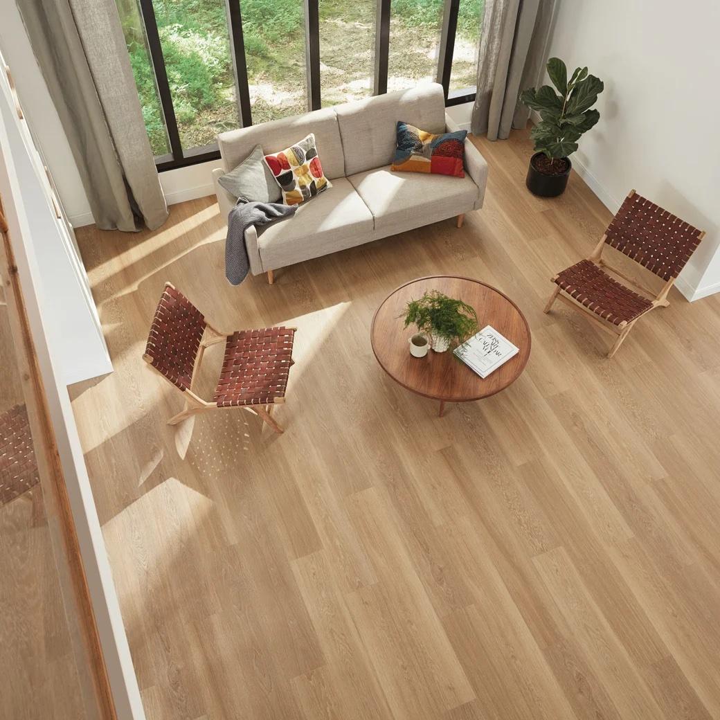 Karndean Warm Brushed Oak RKP8215 clearance flooring product image